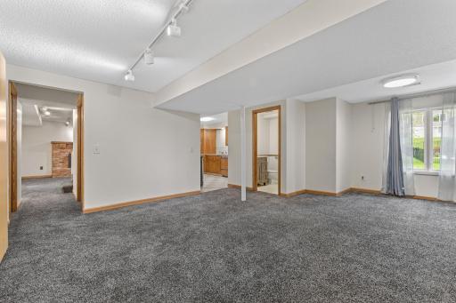 18420 29th Avenue N, Plymouth, MN 55447