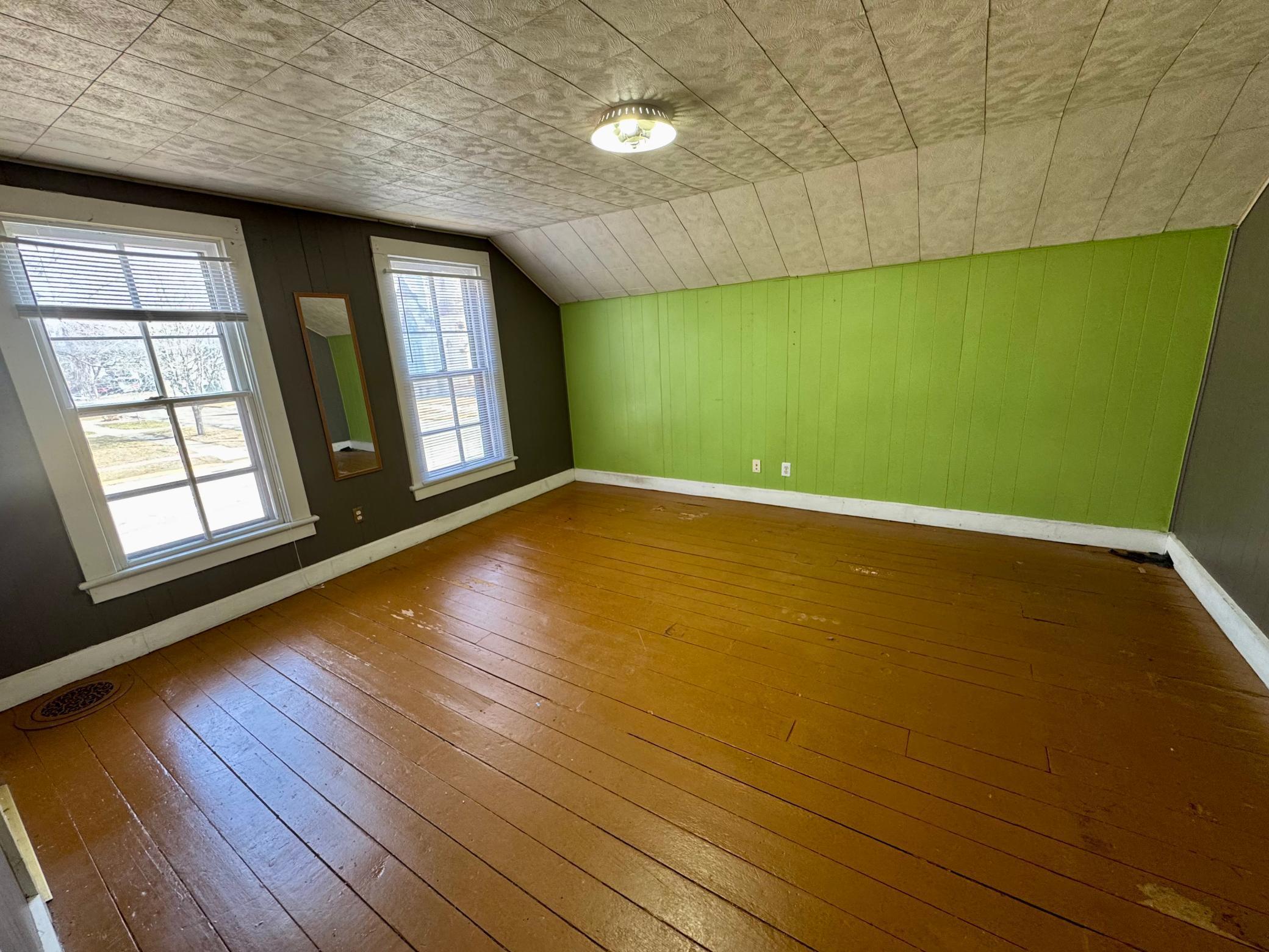 12. UL Bedroom 4.jpeg