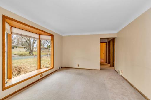 5318 Quebec Avenue N, Minneapolis, MN 55428