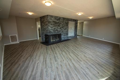 501 Seabury Lane, Faribault, MN 55021