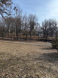 Park & Stream across 46th St