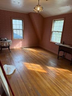 This Home is PERFECT for the handi-person, lets make it beautiful again.