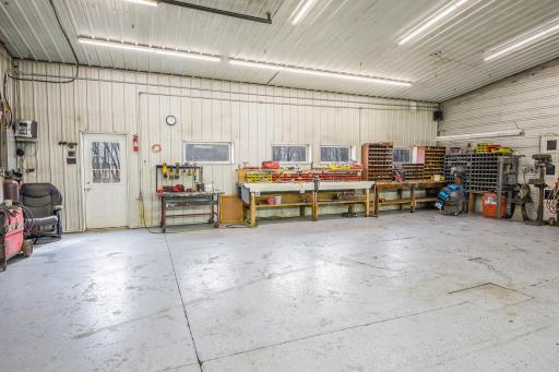 43453 105th Avenue, Holdingford, MN 56340