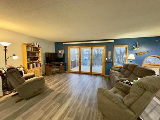 The living room overlooks Lake Julia- you’ll enjoy your morning coffee on this deck, listening to the birds sing.