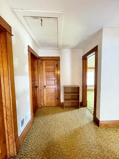 404 6th Avenue W, Lamberton, MN 56152