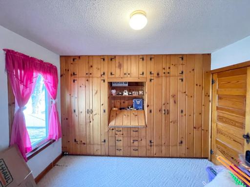404 6th Avenue W, Lamberton, MN 56152