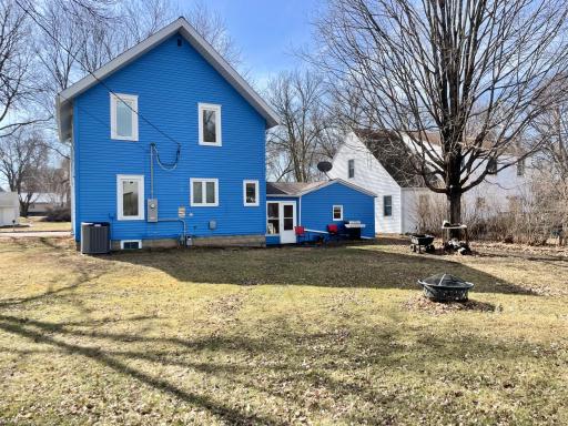 404 6th Avenue W, Lamberton, MN 56152