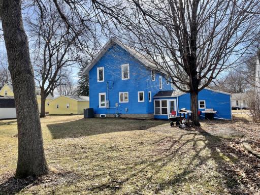 404 6th Avenue W, Lamberton, MN 56152