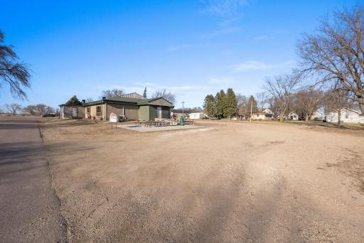 Ihlen, MN 56164