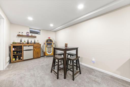 25 Walden Street, Burnsville, MN 55337