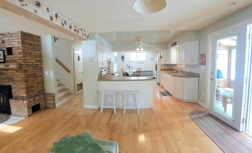 Breakfast bar, kitchen; dining on far end