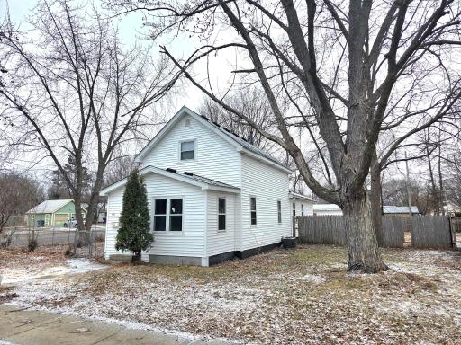 801 10th Avenue N, Saint Cloud, MN 56303