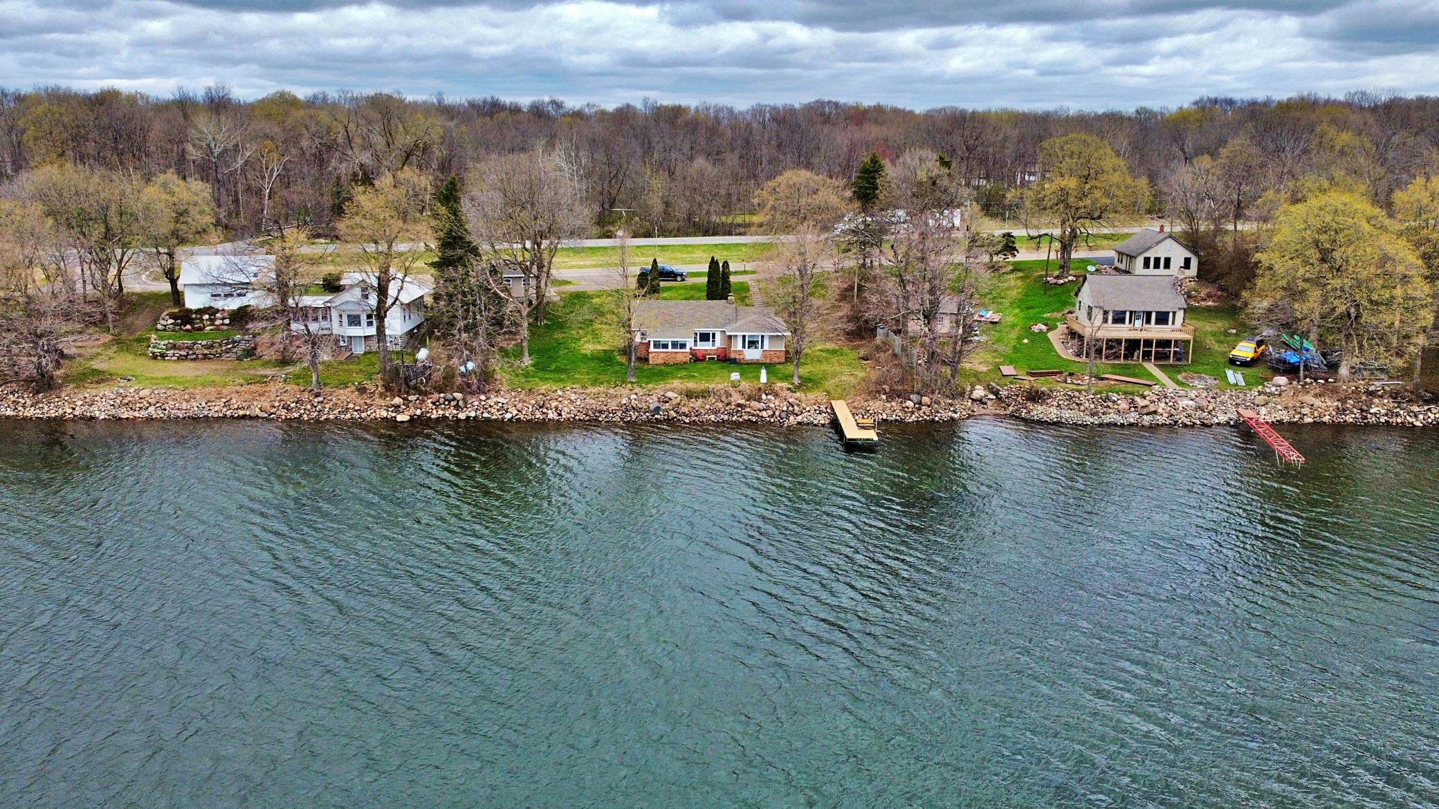 Aerial view over Mille Lacs.jpg