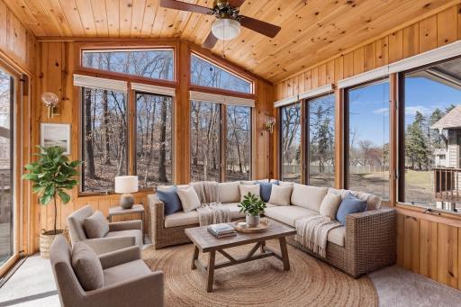 5301 Yorktown Lane N, Minneapolis, MN 55442