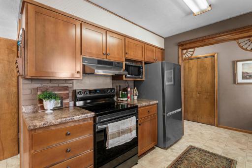 112 Elbert Drive, Rice Lake, WI 54868