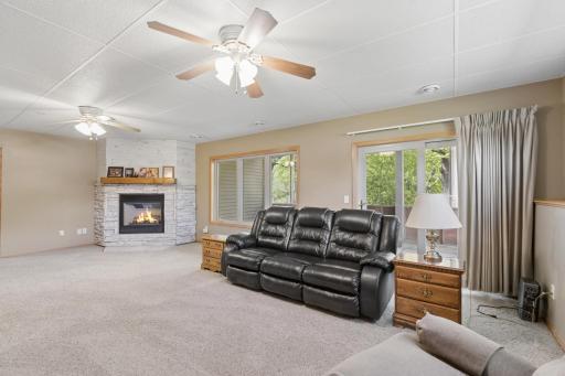 1021 Prairie Ridge Lane, Lester Prairie, MN 55354