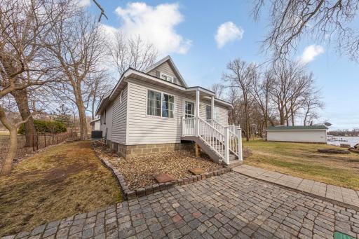 945 Reed Street N, Waterville, MN 56096
