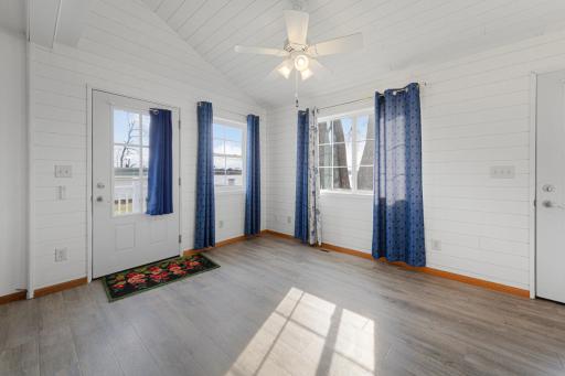 945 Reed Street N, Waterville, MN 56096