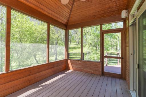 908 87th Avenue, Hudson, WI 54016