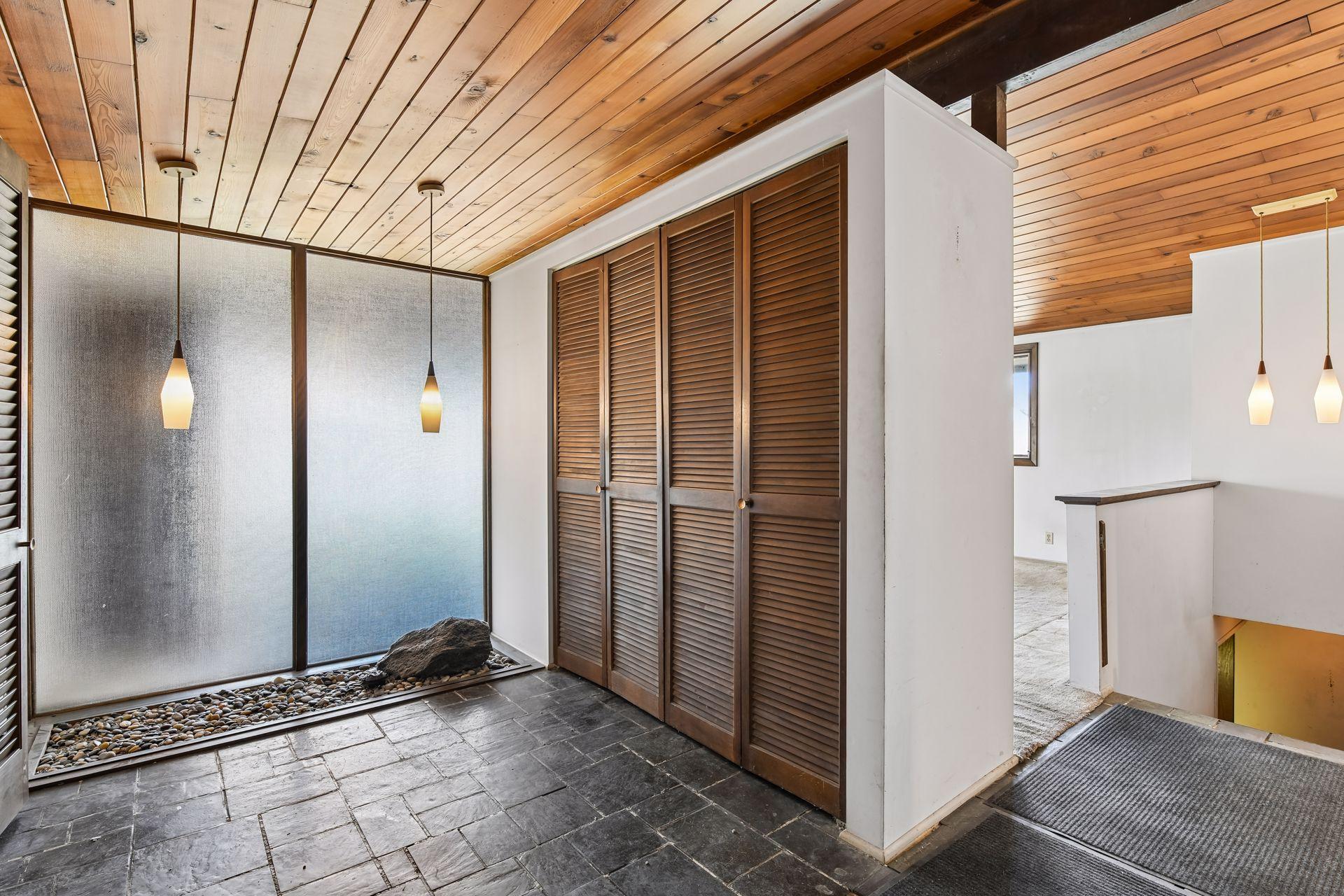 Large closet off of the foyer.