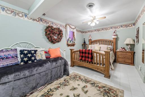 244 Edgeview Drive, Rollingstone, MN 55969