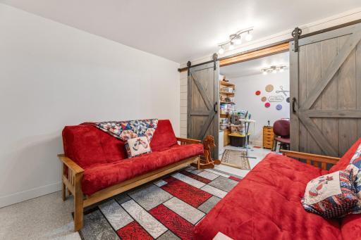 244 Edgeview Drive, Rollingstone, MN 55969