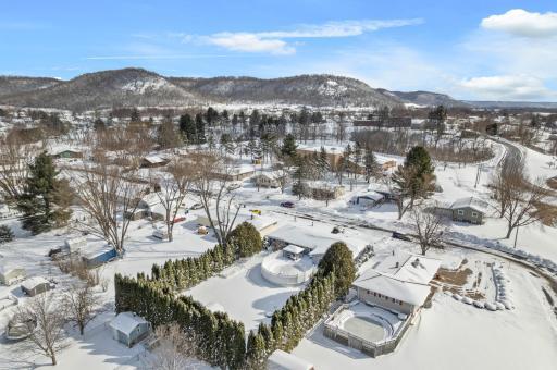 244 Edgeview Drive, Rollingstone, MN 55969