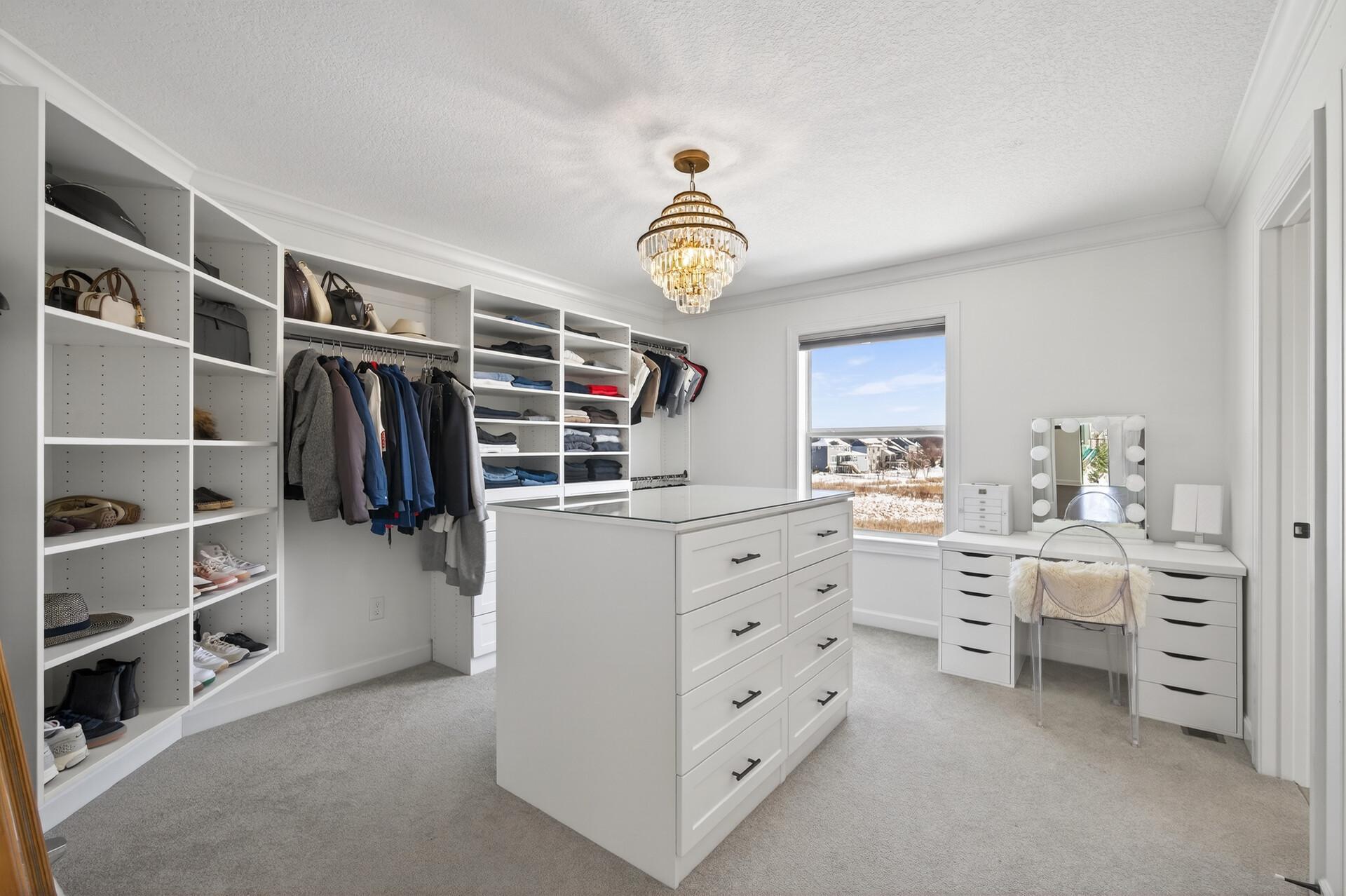 4th bedroom, currently outfitted as a wardrobe