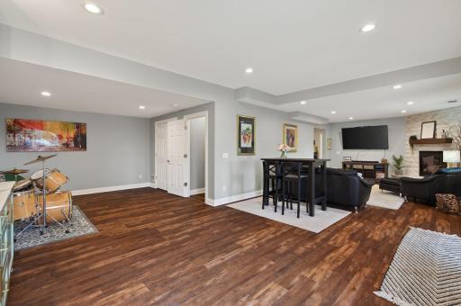 3308 Wild Horse Pass NW, Prior Lake, MN 55372
