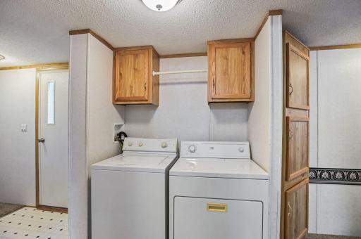 405 Edgar Place, Faribault, MN 55021