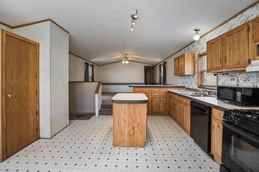 405 Edgar Place, Faribault, MN 55021