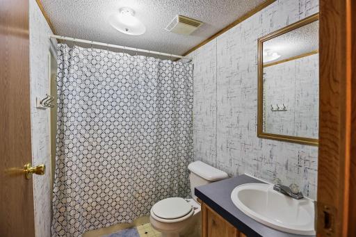 405 Edgar Place, Faribault, MN 55021