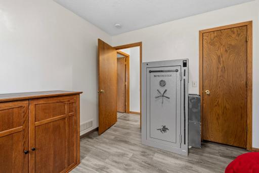5272 149th Street W, Saint Paul, MN 55124