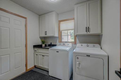 1612 Golf View Drive-12.jpg