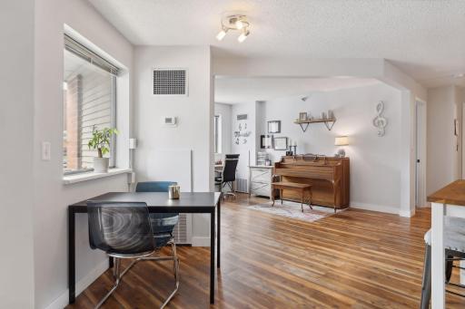 78 10th Street E, 402, Saint Paul, MN 55101
