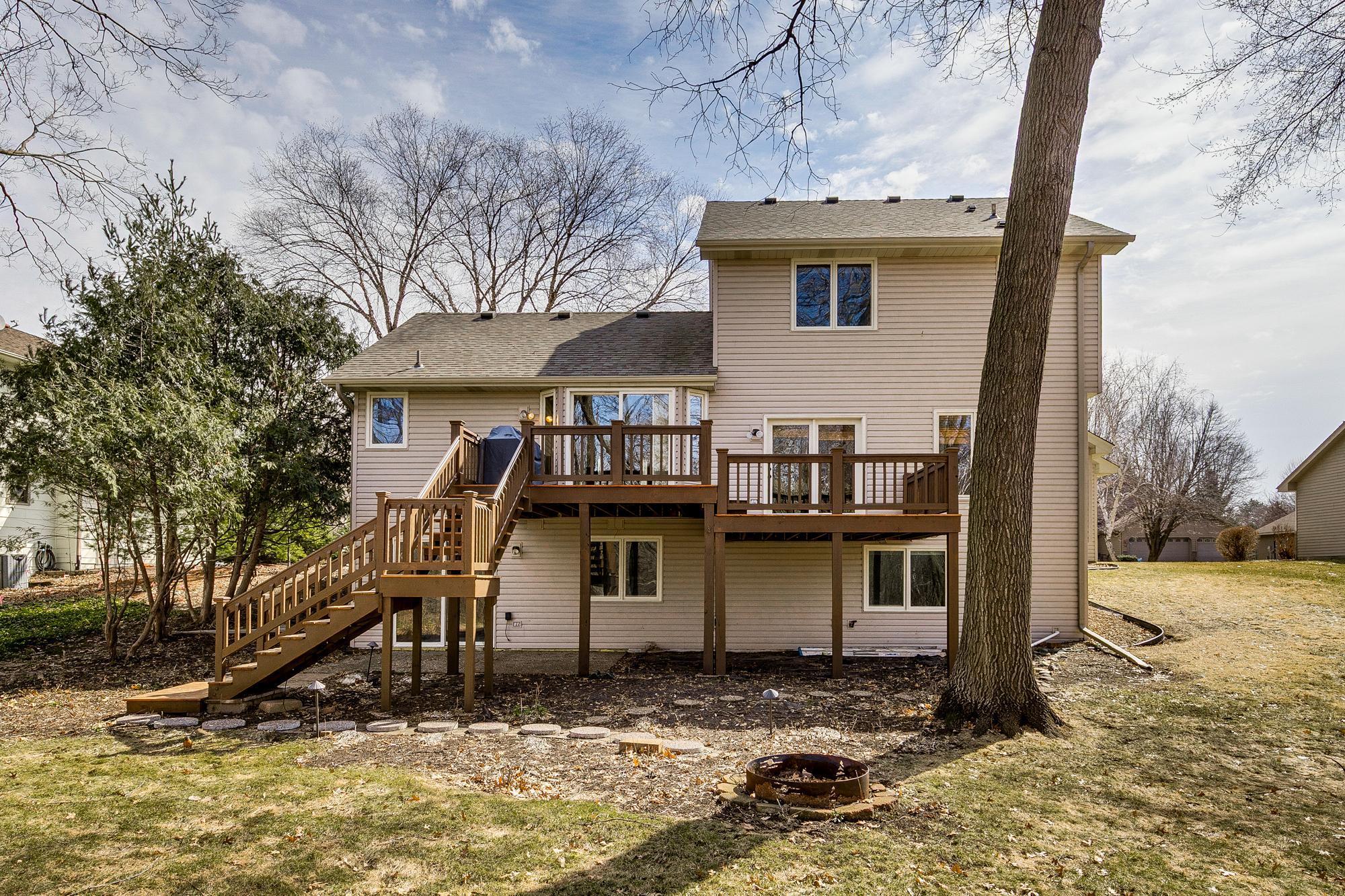 Rear Profile - Pic 2 of 2