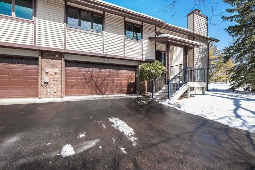 Take pleasure in the convenience of a townhome with low-maintenance upkeep and effortless, comfortable everyday life.