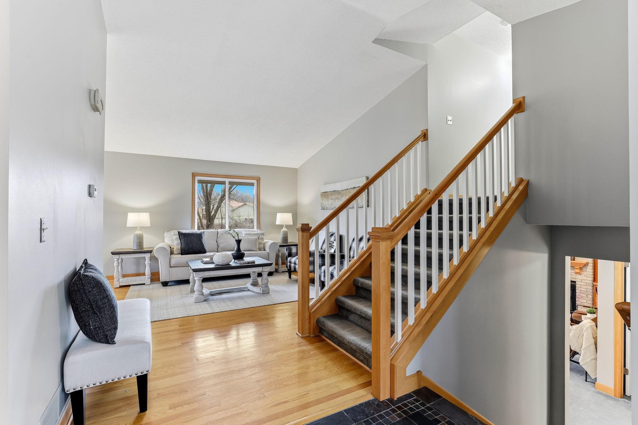 From the Foyer to the living rm