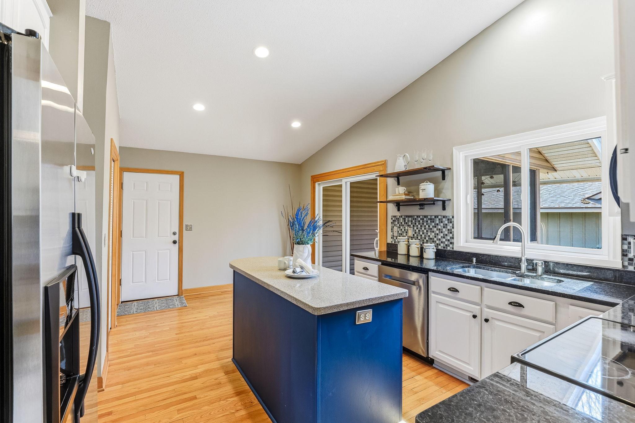 Breakfast seating area