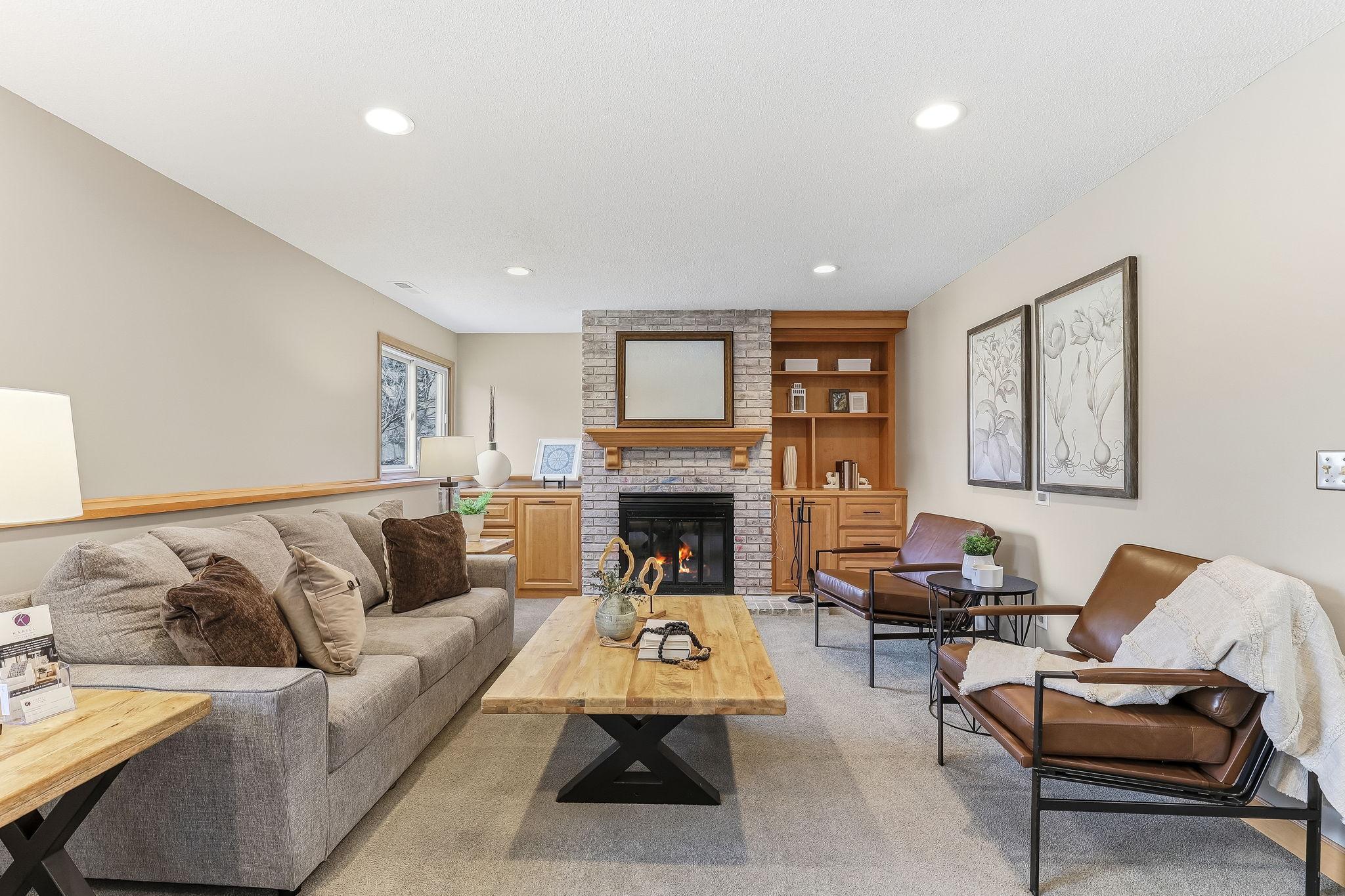 Huge Amusement Room LL w/Fireplace