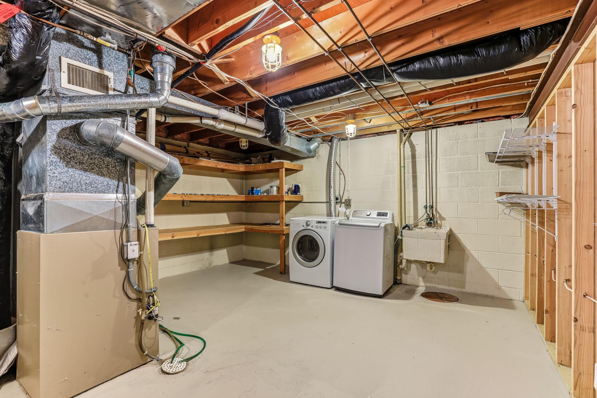 Laundry Room - Pinterest lovers...Let's Go!