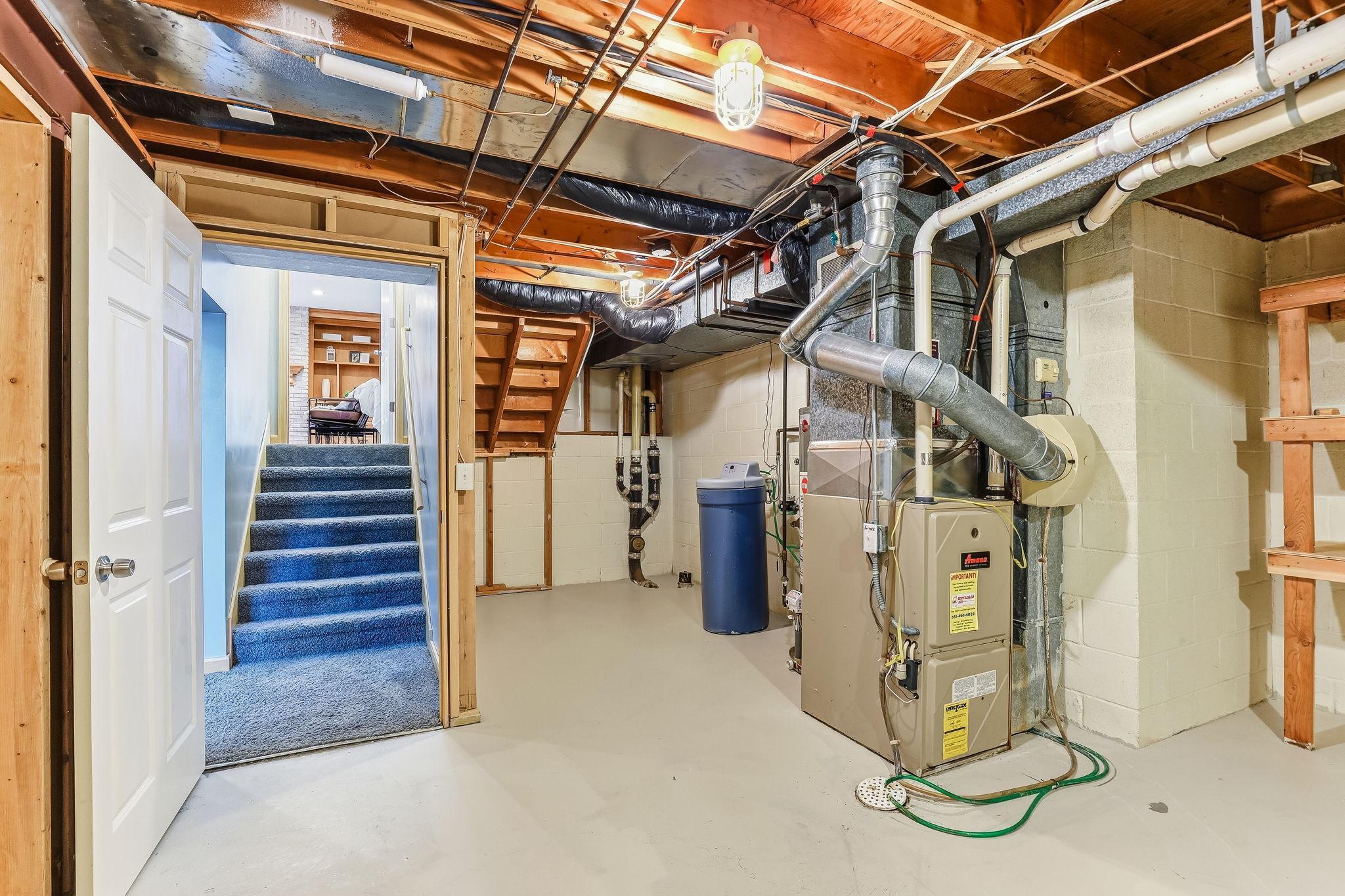 Very Large Laundry Room