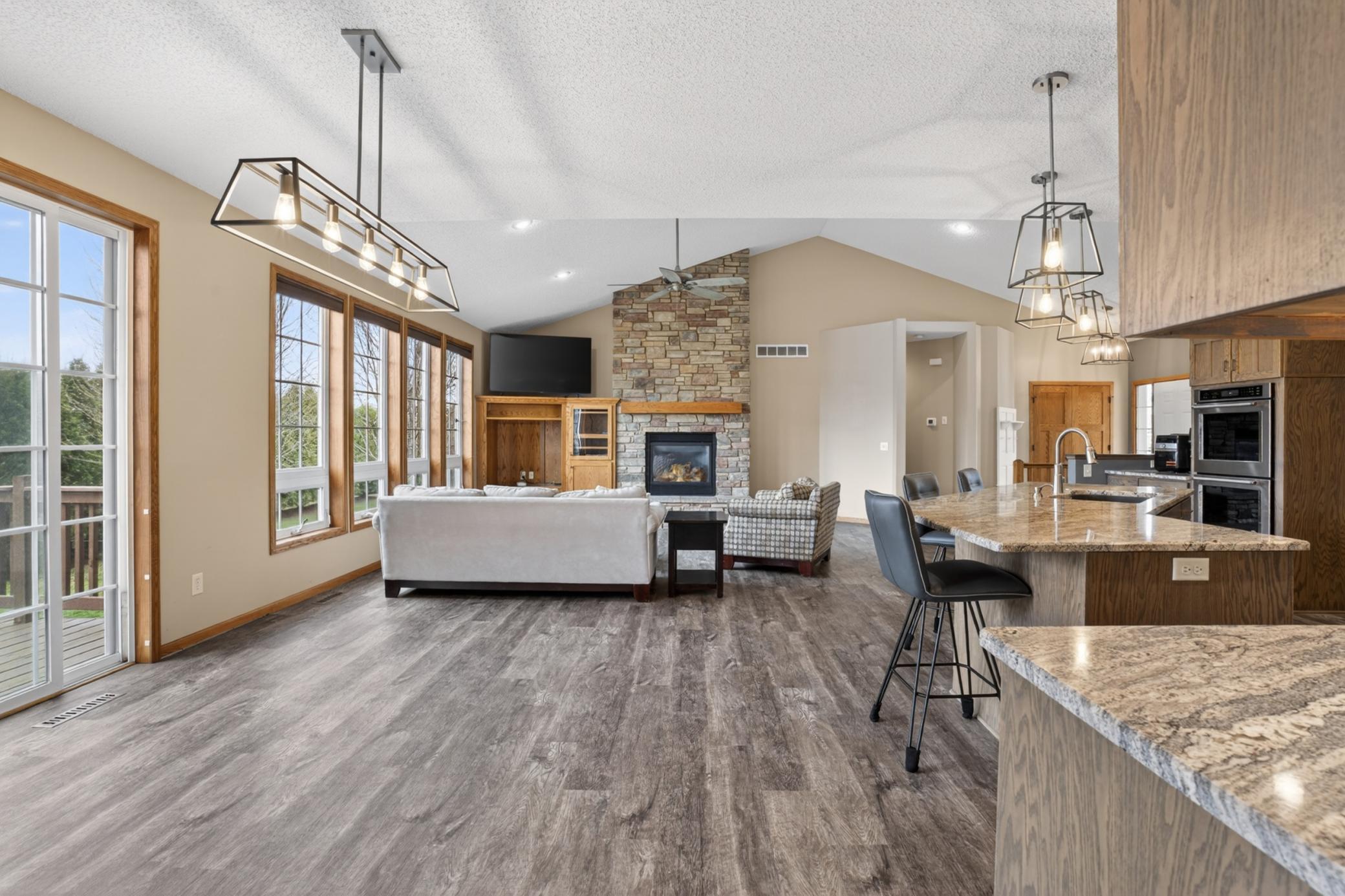 Eat in dining room area