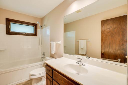 1010 94th Avenue NW, Minneapolis, MN 55433