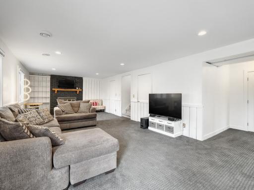 11014 Stanley Curve, Minneapolis, MN 55437