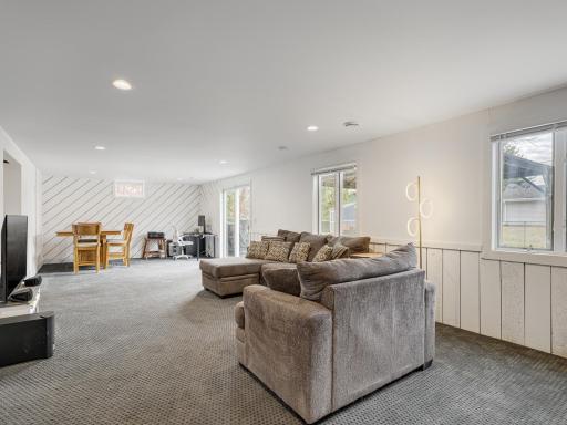11014 Stanley Curve, Minneapolis, MN 55437