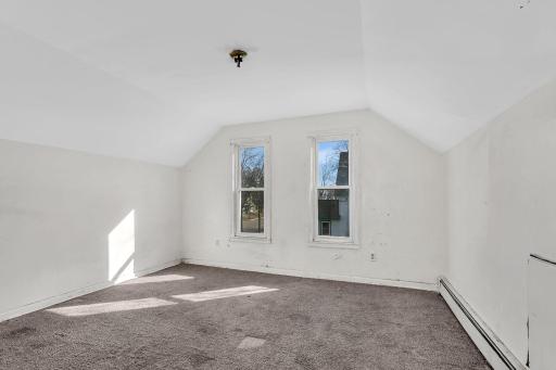110 1st Street SW, Melrose, MN 56352
