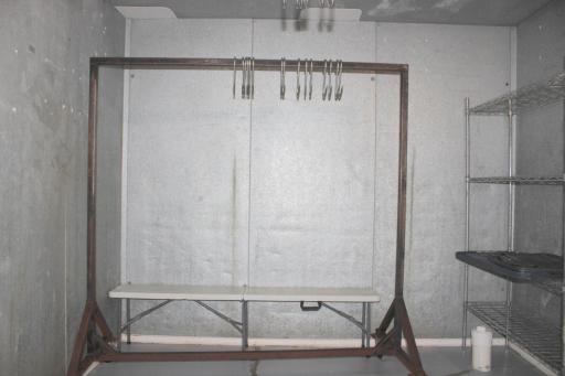 Walk-in Cooler / Comm. Barn