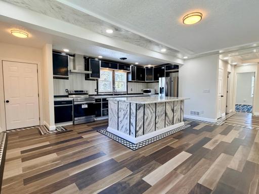 120 W Okabena Street, Worthington, MN 56187