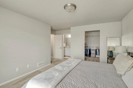 1161 ALBERT Court W, West Fargo, ND 58078